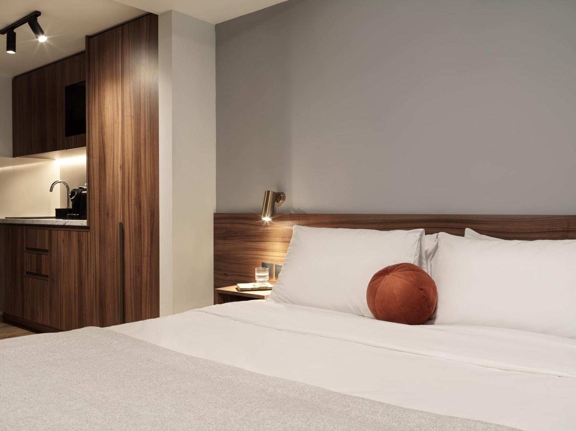 The Newel Acropolis Aparthotel Athene